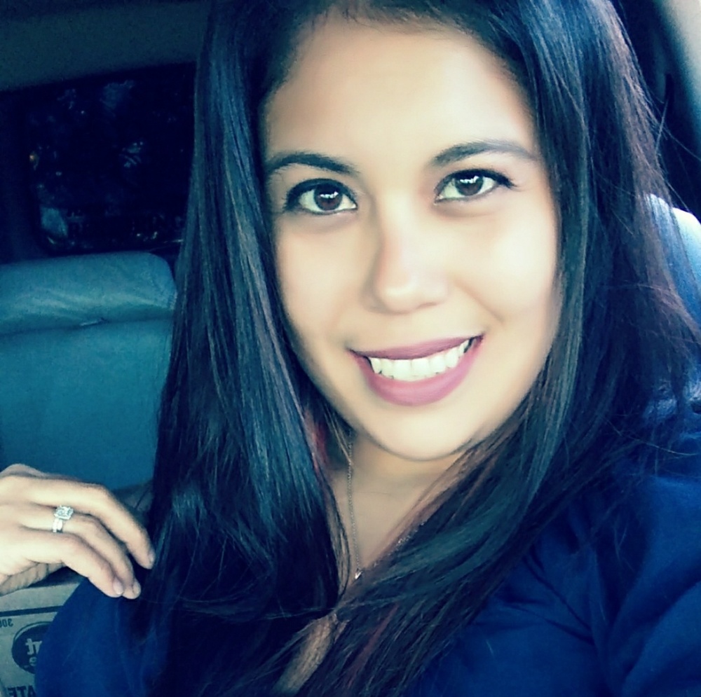 Meet your Posher, Hillary